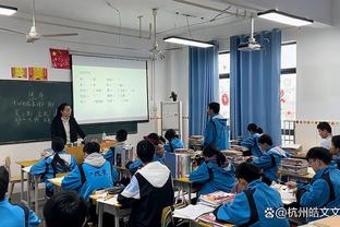 世体：哈维希望留住阿劳霍，另外再引进顶级球员补强